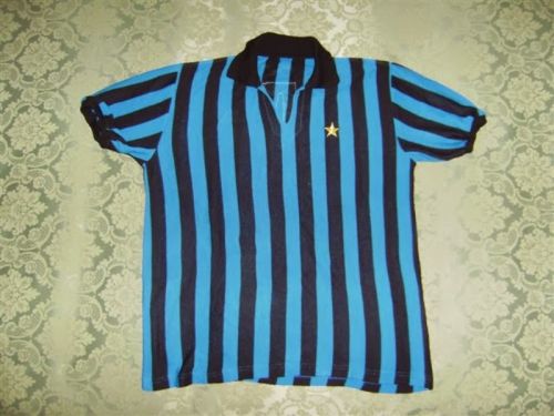 پیراهن اول اینتر میلان ۷۰-۷۱