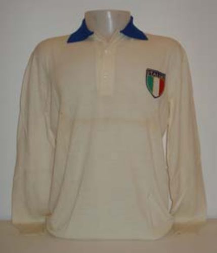 Italy 1962 Away Kit