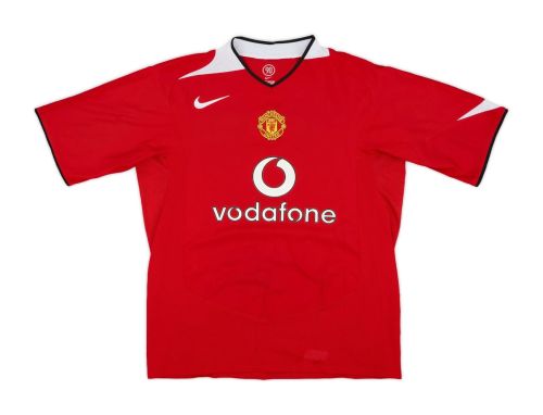 Manchester United 2005-06 Home Kit