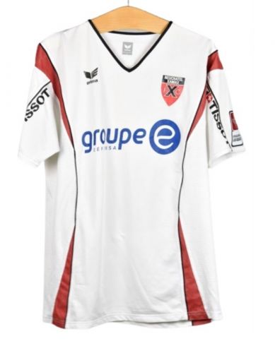 پیراهن دوم Neuchâtel Xamax ۰۶-۰۷