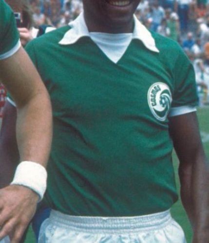 پیراهن دوم New York Cosmos ۱۹۷۷