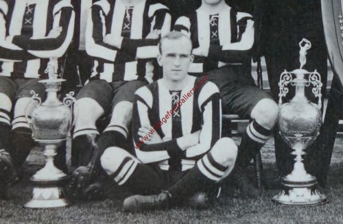 Newcastle United 1906-07 Home Kit