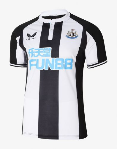 پیراهن اول Newcastle United ۲۱-۲۲