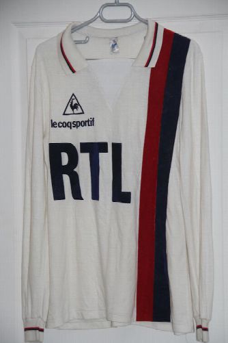Paris Saint-Germain 1984-85 Home Kit