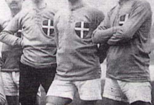 پیراهن اول Pro Vercelli ۱۹۱۱-۱۲