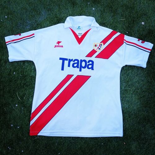 Rayo Vallecano 1997-98 Home Kit