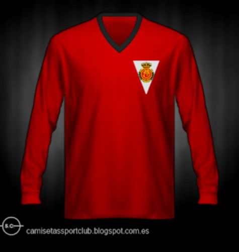 پیراهن اول RCD Mallorca ۶۱-۶۲