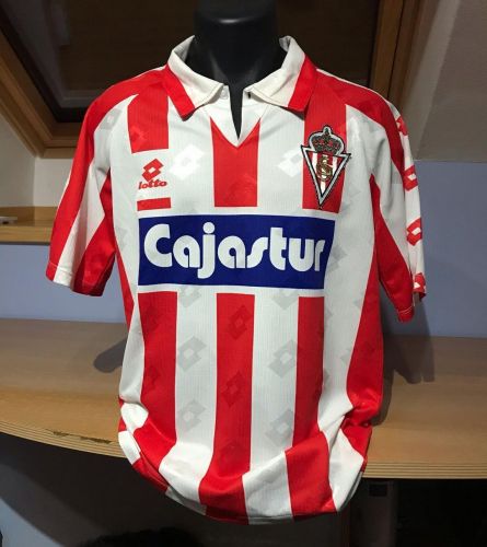 پیراهن اول Sporting Gijón ۹۲-۹۳