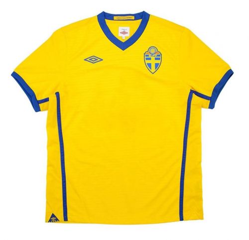 پیراهن اول Sweden ۲۰۱۰