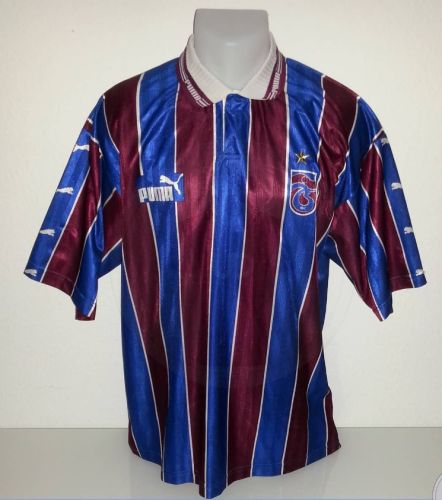 Trabzonspor 2000-01 Home Kit