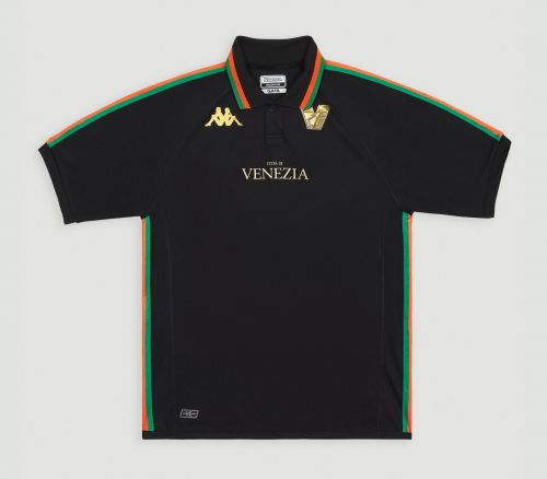 پیراهن اول Venezia FC ۲۲-۲۳