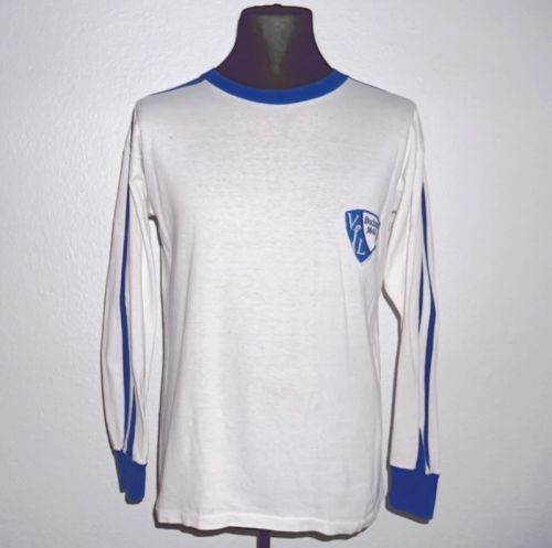 پیراهن دوم VfL Bochum ۶۷-۶۸
