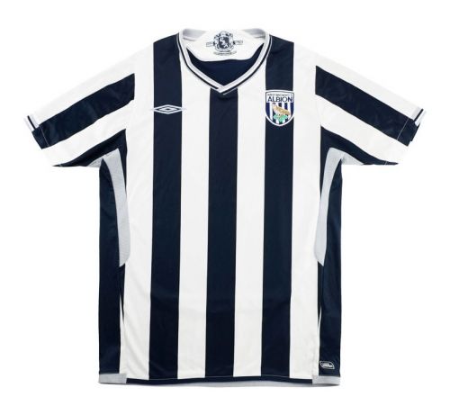 پیراهن اول West Bromwich Albion ۰۹-۱۰