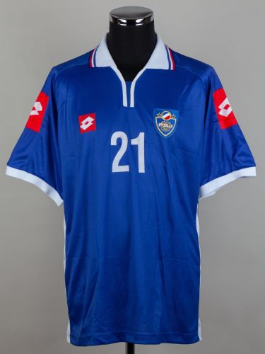 پیراهن اول Yugoslavia ۰۲-۰۳